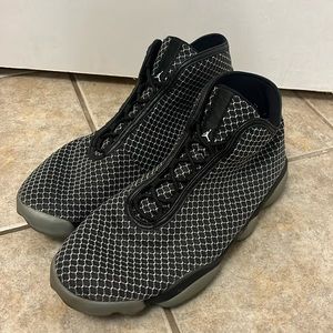 Jordan Horizons size 10